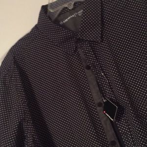 Mens short sleeved button down shirt, XL